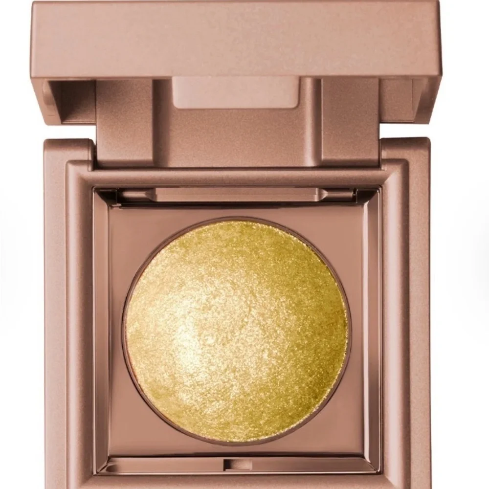 Stila dew glimmer lake